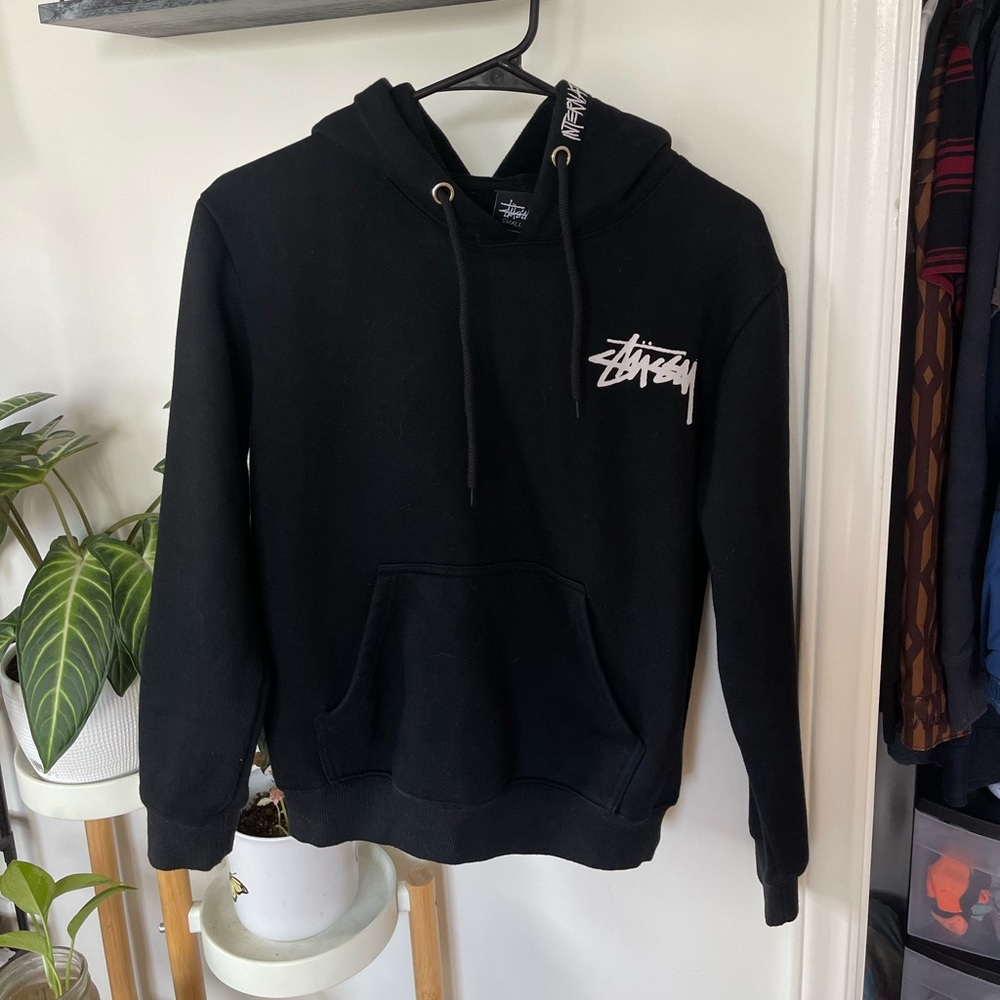 STUSSY HOODIE.